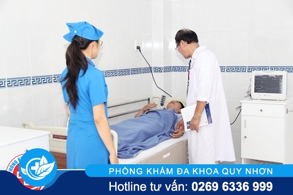 khám bộ phận sinh dục