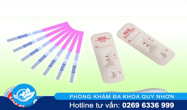 Cách dùng que thử thai giúp phát hiện sớm thai ngoài ý muốn